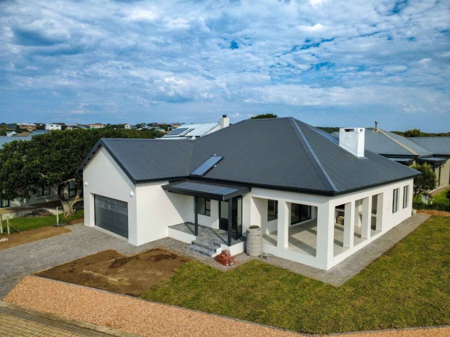 3 Bedroom Property for Sale in Stilbaai Wes Western Cape